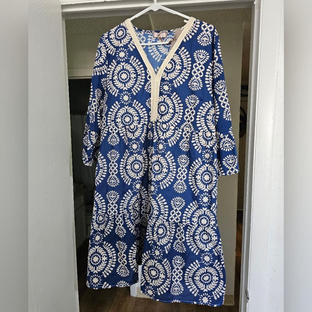 Saiph Lab White and Blue XL NWT